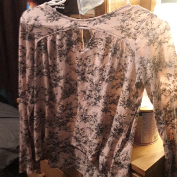 Blouse - Picture 2 of 4